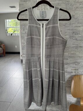 A New York: Black, Gray & White Grid Fit & Flare Dress Size S Front Zip Pleated